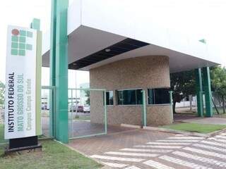 Entrada do campus do IFMS em Campo Grande (Foto: Divulgação)