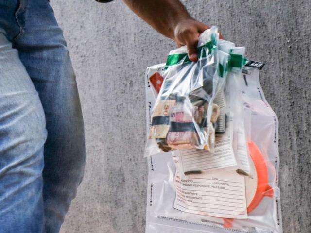 Pol&iacute;cia encontra droga em casa e atentado pode ter liga&ccedil;&atilde;o com o tr&aacute;fico 
