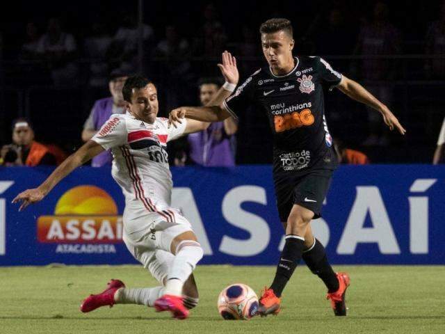 S&atilde;o Paulo e Corinthians n&atilde;o saem do 0 a 0 no Morumbi 