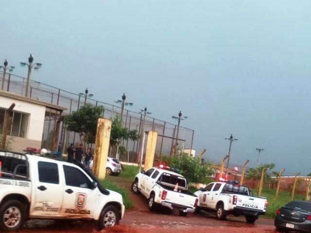 Na hora do jantar, adolescentes fogem de centro de reabilita&ccedil;&atilde;o na fronteira