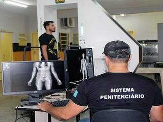 Governo investe em equipamentos para revistas nos pres&iacute;dios