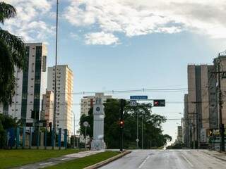 Meteorologia prev&ecirc; quinta-feira com m&aacute;xima de 31&deg;C e risco de temporal em MS 