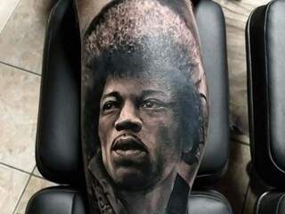Jimi Hendrix não morreu na tattoo de Igor (Foto: Arquivo Pessoal)