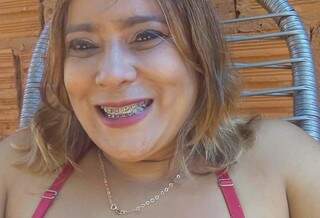Jucileide Barbosa de Oliveira, morta pelo namorado hoje em distrito de Fátima do Sul (Foto: Reprodução/Facebook)