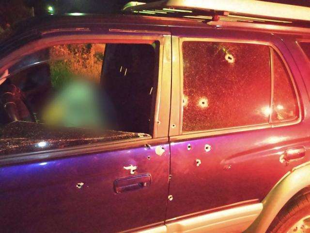 Homem &eacute; assassinado a tiros dentro de caminhonete na fronteira com PY