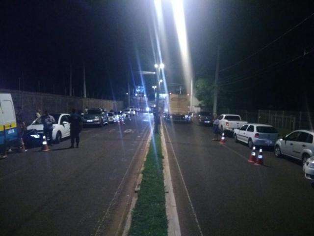 Blitz flagra 26 motoristas sob efeito de &aacute;lcool e tem fuga pela contram&atilde;o