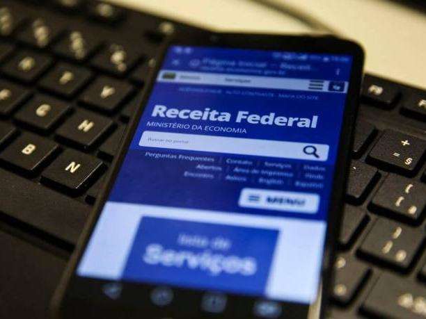 Receita Federal antecipar&aacute; em 1 m&ecirc;s restitui&ccedil;&atilde;o de imposto de renda 2020