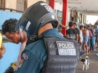 Inscritos vão passar por exame de saúde, teste físico e análise de documentos (Foto: Marcos Maluf/Arquivo)