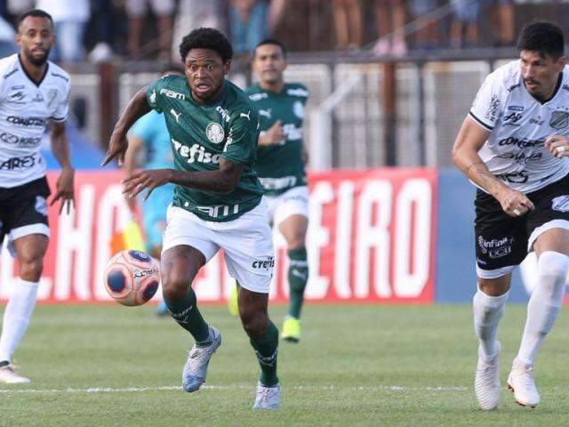 Em jogo com 9 cart&otilde;es, Palmeiras e Inter de Limeira ficam no 0 a 0