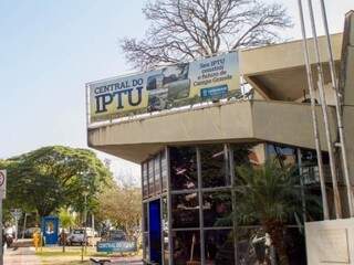 Fachada da Central do IPTU, localizada na Rua Arthur Jorge, no Centro da Capital (Foto: Divulgação)