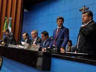 Deputados durante sessão na Assembleia Legislativa (Foto: Luciana Nassar/ALMS)