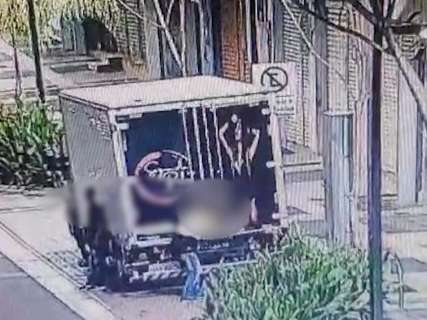 Adolescentes tentam furtar caminh&atilde;o e s&atilde;o flagrados por c&acirc;meras 