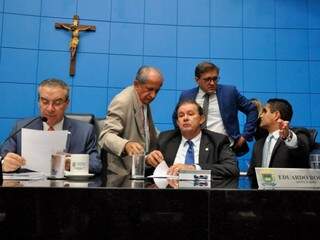 Deputados Paulo Corrêa (PSDB), Eduardo Rocha (MDB), Lucas de Lima (SD) e Herculano Borges (SD), durante sessão (Foto: Luciana Nassar/ALMS)
