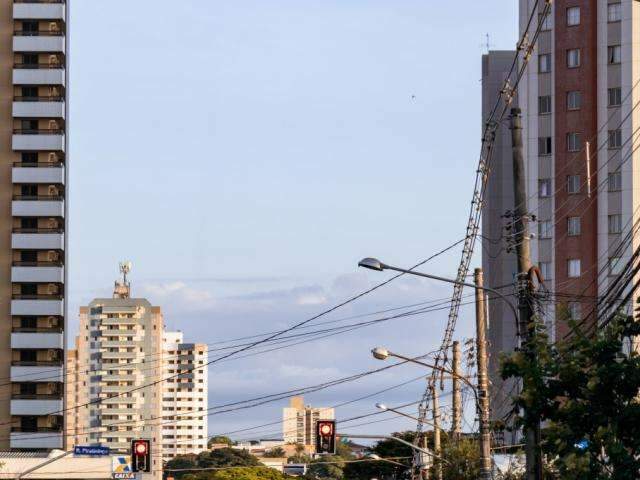 Quarta-feira ter&aacute; m&aacute;xima de 31&deg;C e pancadas em chuva em todo o MS