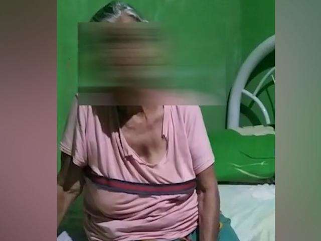 Em novo v&iacute;deo gravado pelo filho, idosa nega agress&atilde;o por parte de nora 