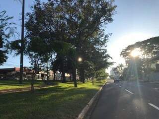 m Campo Grande, o dia amanheceu com céu claro
(Foto: Fernanda Palheta)