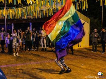 “Mana ce tá louca?”, bordão LGBT vira bloco de Carnaval que será lançado sábado