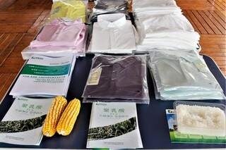 Camisetas também podem ser produzidas a partir do milho. (Chico Ribeiro)