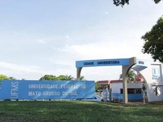 Com nota baixa, estudante ganha na Justi&ccedil;a acesso a corre&ccedil;&otilde;es de reda&ccedil;&atilde;o