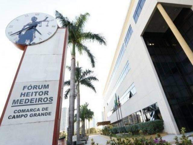Justi&ccedil;a condena supermercado a pagar R$ 41 mil &agrave;s v&iacute;timas de roubo de carro