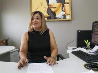 Delegada Sueili Araújo Lima Rocha, responsável pelas investigações do caso (Foto: Paulo Francis)