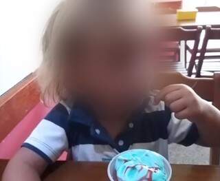Menino de 2 anos foi sequestrado pela avó paterna na última segunda-feira (27). (Foto: Reprodução/RIC TV Record)