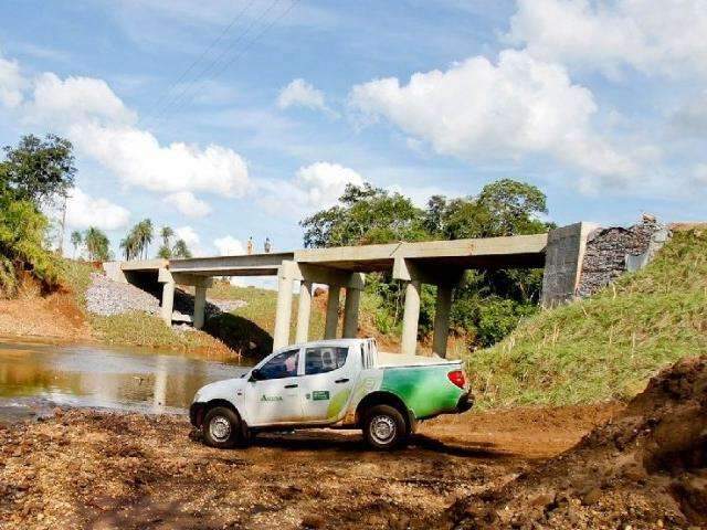 Empresas vencem licita&ccedil;&otilde;es para pontes de concreto por R$ 1,5 milh&atilde;o