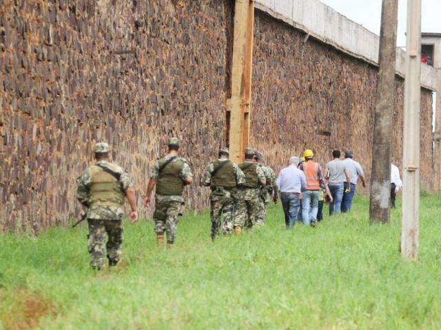 Na mira do Comando Vermelho, PCC gastou 6 milh&otilde;es em fuga na fronteira