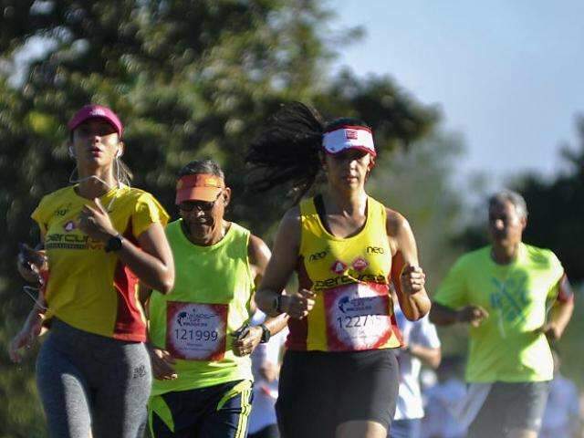 Corrida &quot;sem linha de chegada&quot; volta &agrave; Capital, para pesquisa sobre medula