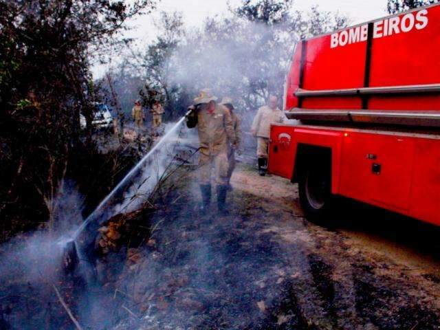 Conv&ecirc;nio garante aos Bombeiros 20 viaturas e 240 kits de combate ao fogo