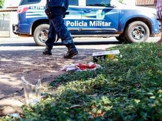 Ao defender adolescentes em confusão, jovem termina agredido com barra de ferro Ao defender adolescentes em confusão, jovem termina agredido com barra de ferro