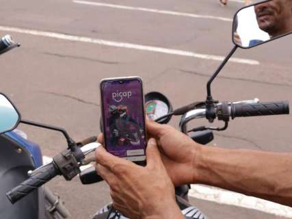 Novidade, aplicativos de motos ser&atilde;o regulamentados, garante prefeito