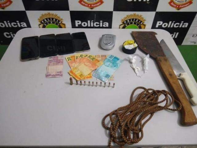 Ap&oacute;s 4h em cativeiro, adolescente &eacute; resgatado do &ldquo;tribunal do crime&rdquo; 
