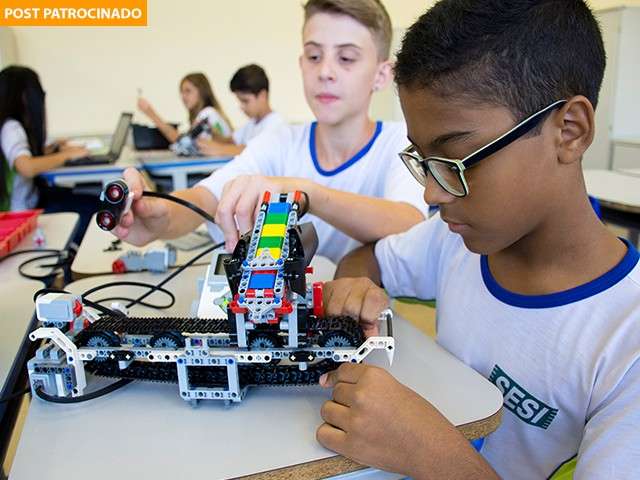 SESI prepara alunos para o futuro ao conectar conhecimento e tecnologia