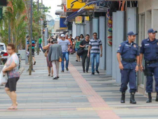 Comerciantes t&ecirc;m at&eacute; 31 de janeiro para adequar impress&atilde;o de notas fiscais