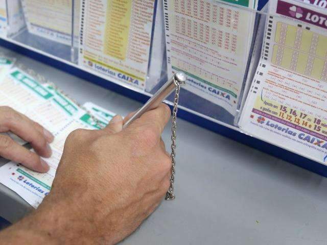 No 2&ordm; sorteio da semana, Mega-Sena pode pagar at&eacute; R$ 4,5 milh&otilde;es 