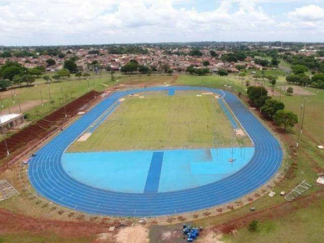 Prefeitura entrega pista de atletismo e lan&ccedil;a calend&aacute;rio esportivo no dia 7