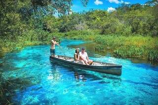 Com rios de águas cristalinas, grutas, cavernas e cachoeiras, o município de Bonito, em Mato Grosso do Sul, é um exemplo de turismo sustentável (Foto: Reprodução)