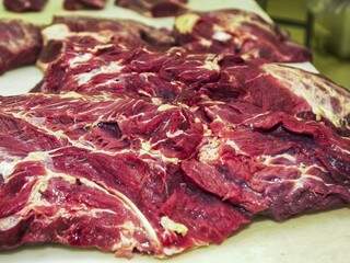 Pre&ccedil;o da carne vai cair para o consumidor, diz Minist&eacute;rio da Agricultura