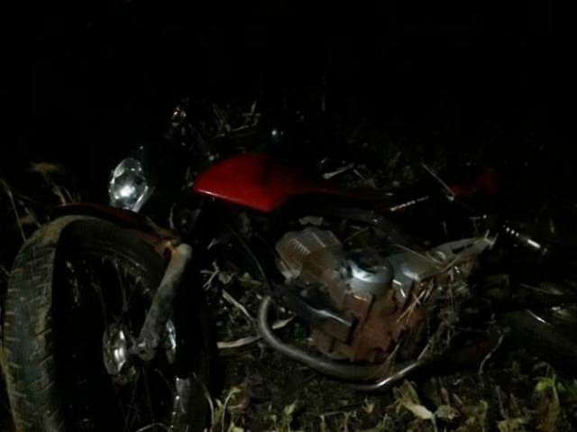 Motociclista morre no hospital ap&oacute;s ser atropelado por ve&iacute;culo em distrito 