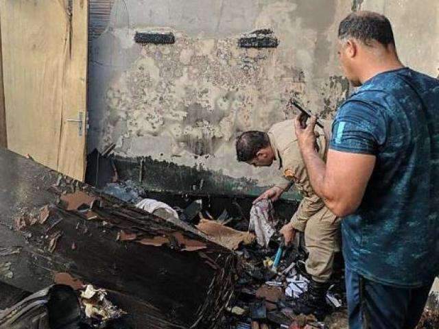 Fam&iacute;lia de bombeiro perde tudo em inc&ecirc;ndio e faz vaquinha para recome&ccedil;ar