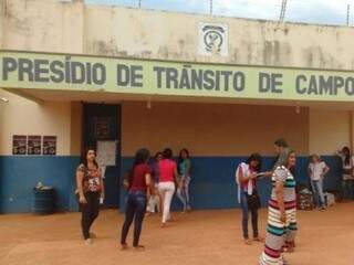 Enteados entram na lista de autorizados a visitar detentos 