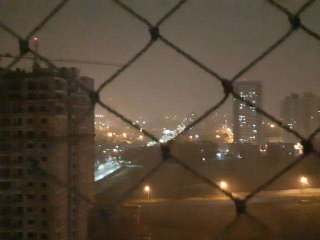 Chuva chega acompanhada de ventos fortes e trovoadas na Capital 