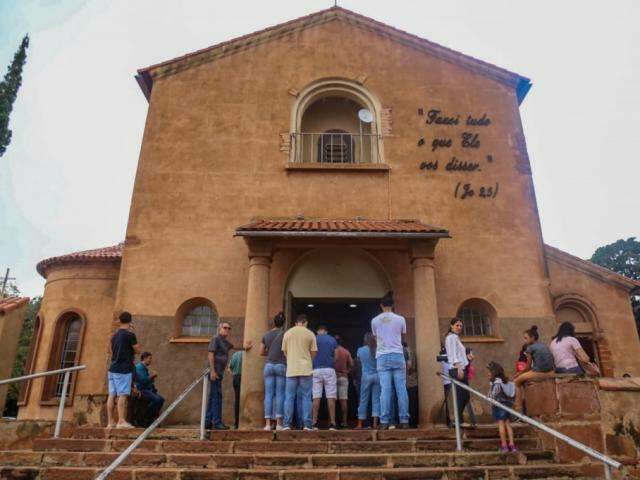 Quarta-feira de Cinzas inicia &quot;tempo de reflex&atilde;o&quot; para cat&oacute;licos
