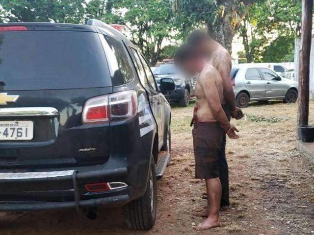 Dupla confessa assassinato de policial, provocado por ci&uacute;mes de adolescente