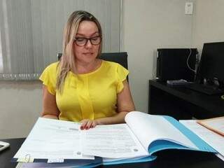 Delegada Anne Karine Sanches Trevizan, registrou a denúncia (Foto: Arquivo/ Clayton Neves)