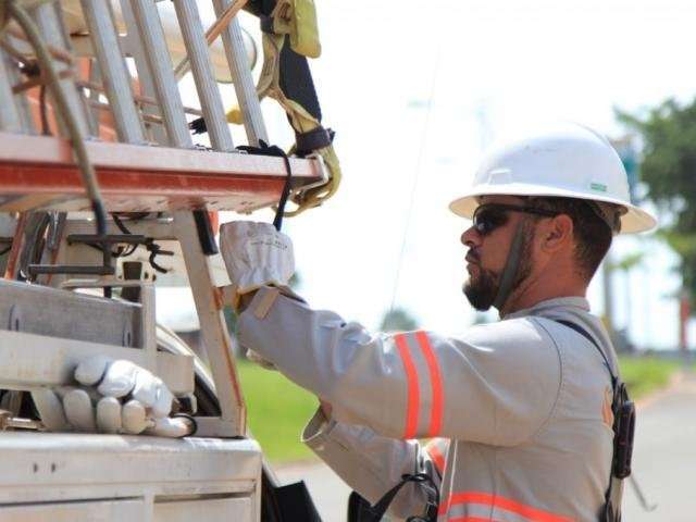 Projeto permite pagamento da fatura na hora do corte de energia