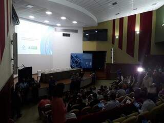 Concessão passa por audiência pública no auditório do Crea-MS, em Campo Grande (Foto: Rosana Siqueira)