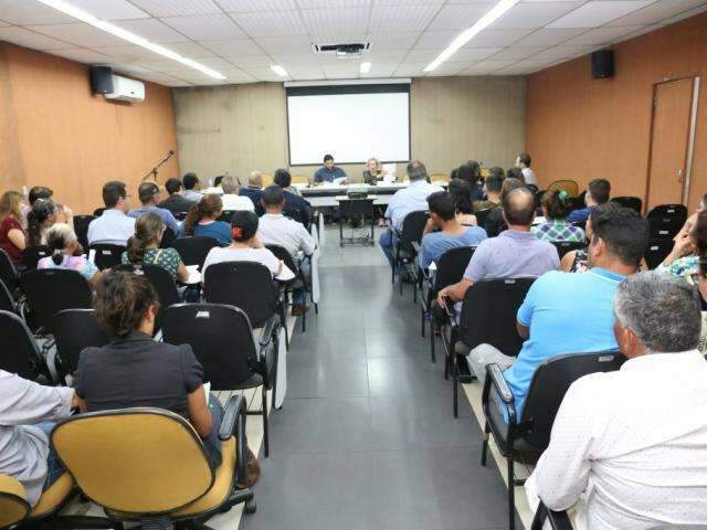 Or&ccedil;amento de 2021 come&ccedil;a a ser discutido em circuito de reuni&otilde;es