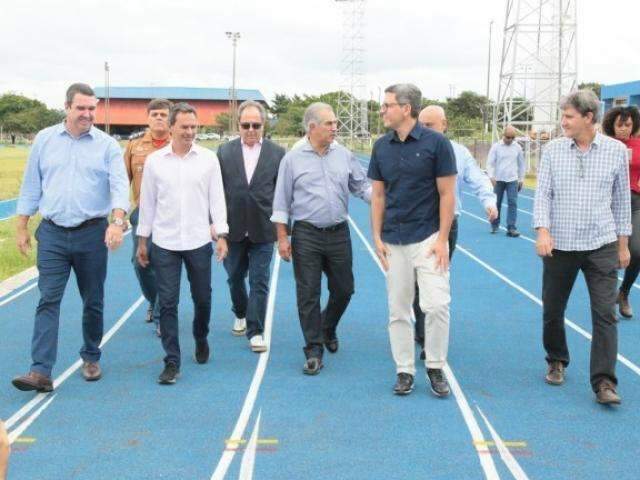 Governo e prefeitura anunciam asfalto na Mato Grosso  e acesso &agrave; Moreninha